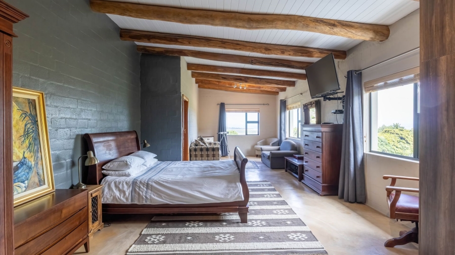 4 Bedroom Property for Sale in San Michel Western Cape